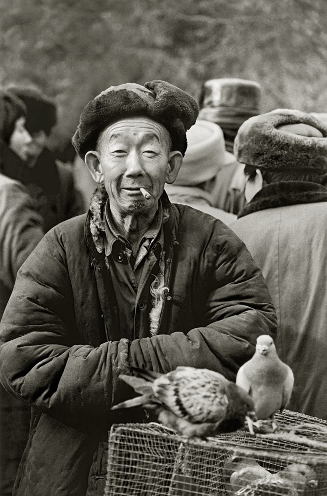1978  龙潭湖鸟市（北京 ）.jpg