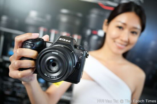 Nikon-Z6III-launch-press-NPS-event-in-Hong-Kong-20-550x367.jpg