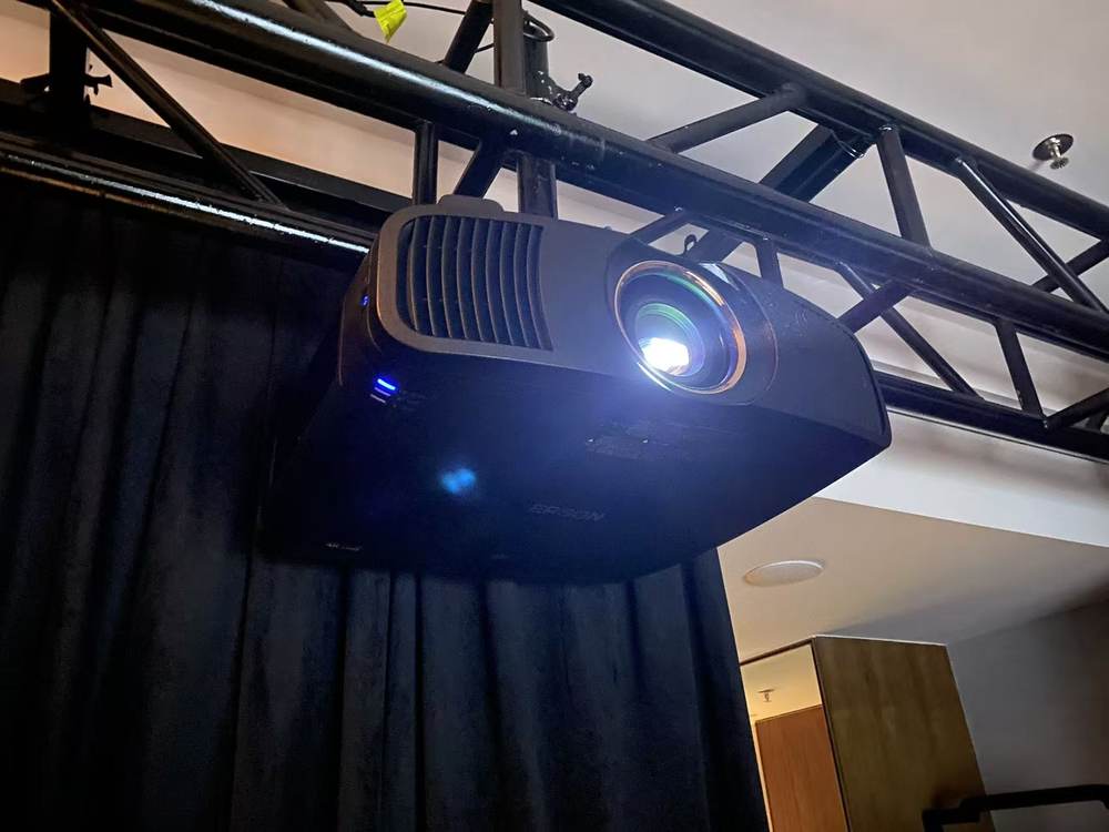 1766992908346904.jpeg 1766829288339.jpeg